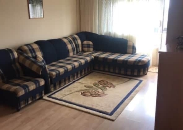 Дава се под наем Тристаен апартамент в Казанлък - 67 кв.м за 169.32 € - Снимка #1