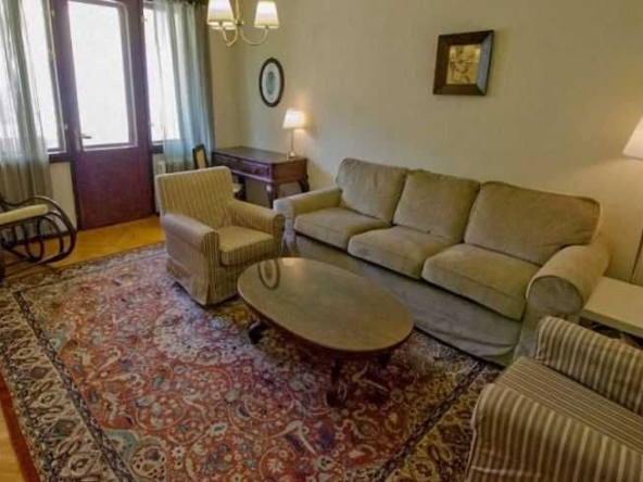 Дава се под наем Двустаен апартамент в София, Център - 72 кв.м за 398.82 € - Снимка #1