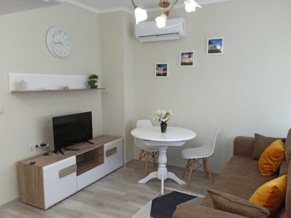 Дава се под наем Двустаен апартамент в Бургас, Сарафово - 52 кв.м за 357 € - Снимка #1