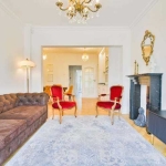 Дава се под наем Тристаен апартамент в София, Център - 100 кв.м за 1000 € - Снимка #1