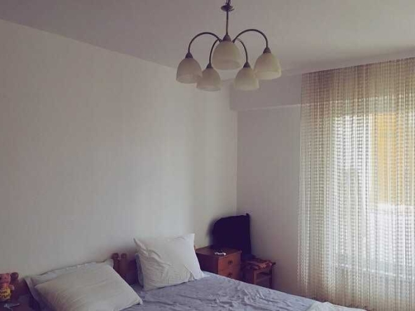 Дава се под наем Едностаен апартамент в Бургас, Изгрев - 40 кв.м за 250 € - Снимка #1