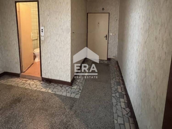 Двустаен апартамент в Хасково, Орфей - 68 кв.м за 829 €/кв.м - Снимка #1