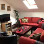 Дава се под наем Тристаен апартамент в Пловдив, Център - 80 кв.м за 373.83 € - Снимка #1