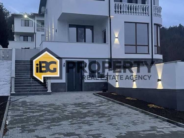 Къща в Варна, м-т Акчелар - 300 кв.м за 638 €/кв.м - Снимка #1