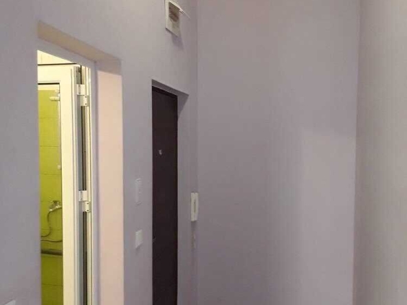 Дава се под наем Едностаен апартамент в Бургас, Славейков - 35 кв.м за 110 € - Снимка #1