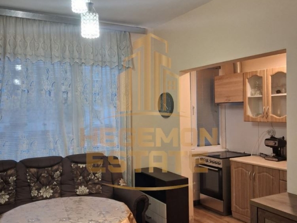 Тристаен апартамент в Варна, Център - 93 кв.м за 1190 €/кв.м - Снимка #1