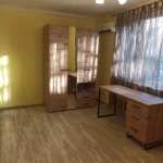 Дава се под наем Тристаен апартамент в Бургас, Център - 65 кв.м за 306 € - Снимка #1