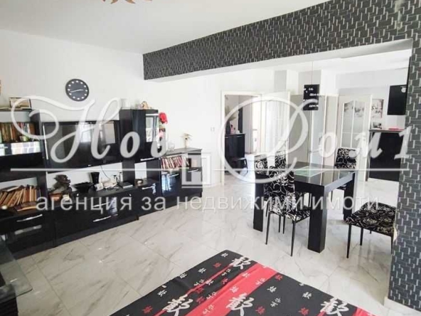 Тристаен апартамент в Варна, Лятно кино Тракия - 118 кв.м за 1484 €/кв.м - Снимка #1