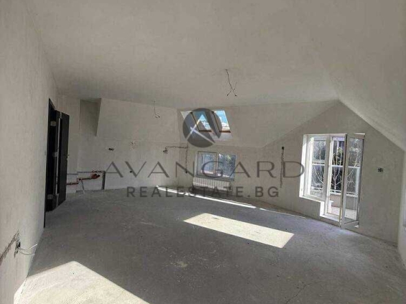 Тристаен апартамент в Пловдив, Център - 123 кв.м за 1870 €/кв.м - Снимка #1