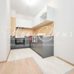 Дава се под наем Тристаен апартамент в Варна, Център - 70 кв.м за 714 € - Снимка #1