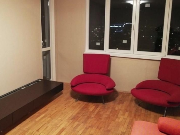 Дава се под наем Двустаен апартамент в София, Гоце Делчев - 65 кв.м за 697.17 € - Снимка #1