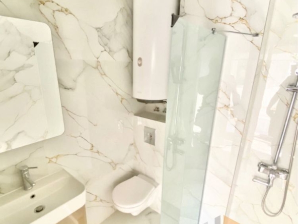 Двустаен апартамент в с. Левски, Област Варна - 64 кв.м за 1219 €/кв.м - Снимка #1