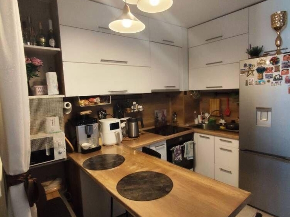 Двустаен апартамент в Бургас, Сарафово - 67 кв.м за 1142 €/кв.м - Снимка #1