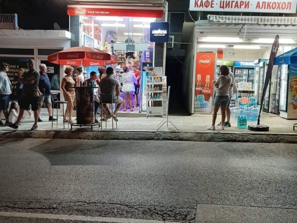 Дава се под наем Заведение в Обзор - 60 кв.м за 3315 € - Снимка #1