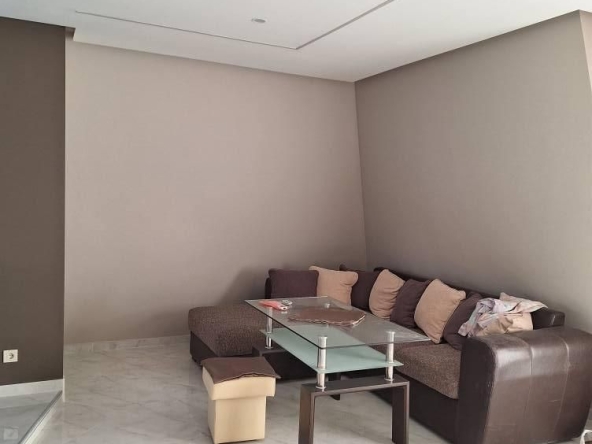 Дава се под наем Двустаен апартамент в София, Триъгълника - 90 кв.м за 599 € - Снимка #1