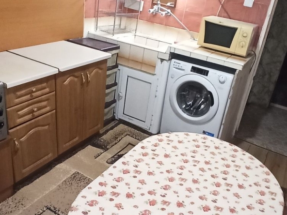 Дава се под наем Двустаен апартамент в Велико Търново, Център - 45 кв.м за 259.08 € - Снимка #1