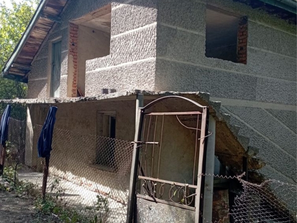 Къща в Нови Искър - 40 кв.м за 510 €/кв.м - Снимка #1