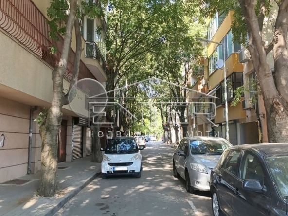 Офис в Варна, Завод Дружба - 25 кв.м за 2584 €/кв.м - Снимка #1