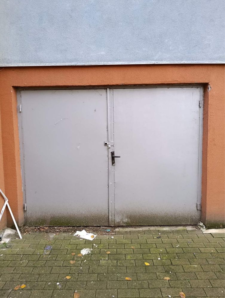 Дава се под наем Гараж / Паркомясто в Пазарджик, Моста на Лютата - 25 кв.м за 86.7 € - Снимка #1