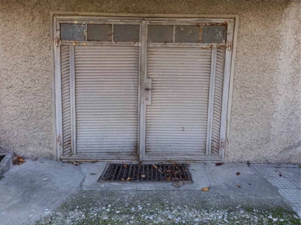 Гараж / Паркомясто в Шумен, Добруджански - 18 кв.м за 1700 €/кв.м - Снимка #1