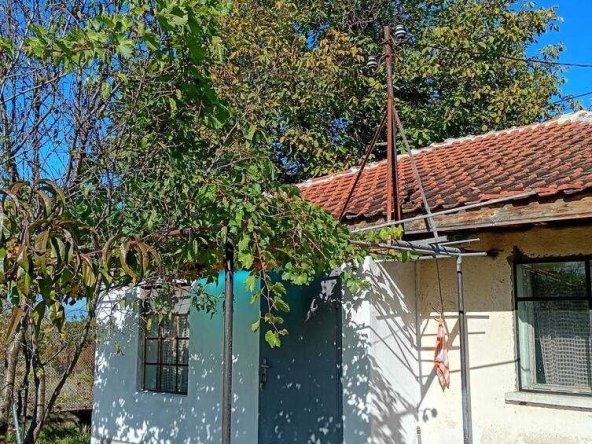 Къща в с. Пъдарско, Област Пловдив - 54 кв.м за 825 €/кв.м - Снимка #1