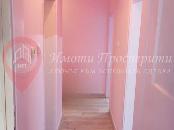 Дава се под наем Офис в София, Иван Вазов - 65 кв.м за 598.23 € - Снимка #1