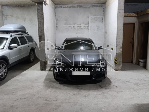 Гараж / Паркомясто в Варна, Бриз - 15 кв.м за 1327 €/кв.м - Снимка #1