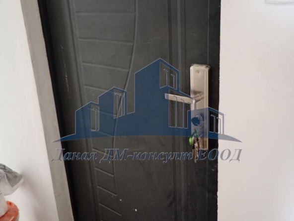 Двустаен апартамент в Шумен, Тракия - 62 кв.м за 7782 €/кв.м - Снимка #1