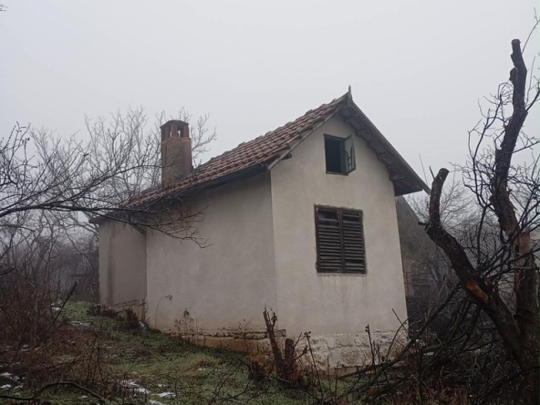 Къща в Свищов - 28 кв.м за 146 €/кв.м - Снимка #1