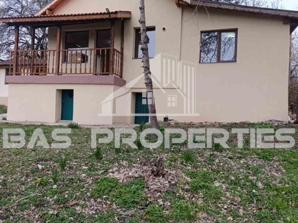 Къща в с. Храбърско, Област София-област - 103 кв.м за 990 €/кв.м - Снимка #1