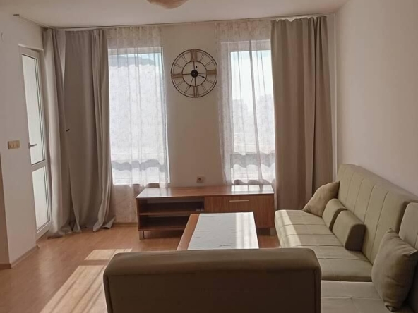 Дава се под наем Двустаен апартамент в Бургас, Сарафово - 90 кв.м за 331.5 € - Снимка #1