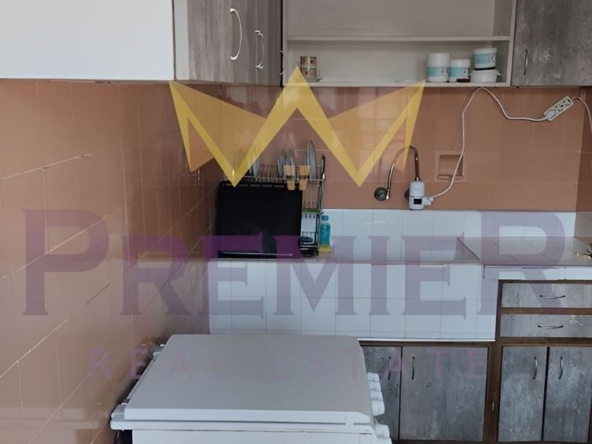 Дава се под наем Четиристаен апартамент в Варна, Победа - 100 кв.м за 407.49 € - Снимка #1