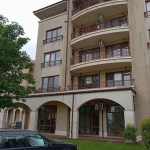 Двустаен апартамент в Балчик - 74 кв.м за 487 €/кв.м - Снимка #1