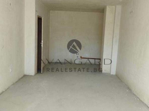 Двустаен апартамент в Пловдив, Христо Смирненски - 74 кв.м за 1581 €/кв.м - Снимка #1