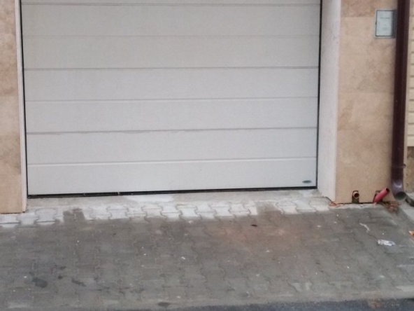 Дава се под наем Гараж / Паркомясто в Варна, Център - 13 кв.м за 102 € - Снимка #1