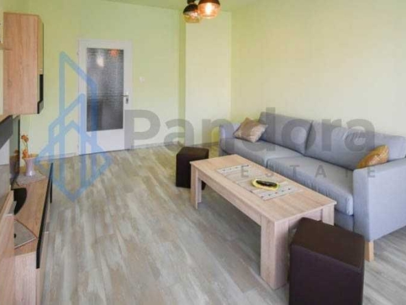 Дава се под наем Тристаен апартамент в София, Иван Вазов - 87 кв.м за 630 € - Снимка #1