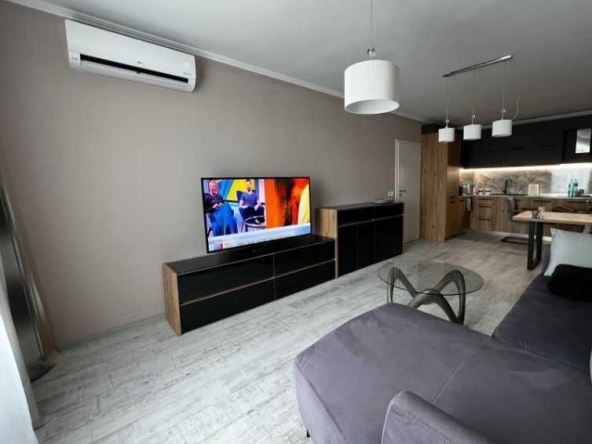 Двустаен апартамент в София, Гоце Делчев - 77 кв.м за 1611 €/кв.м - Снимка #1