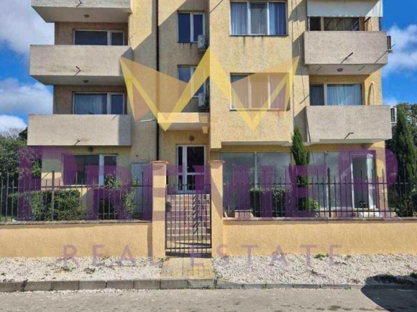 Двустаен апартамент в Каварна - 70 кв.м за 729 €/кв.м - Снимка #1