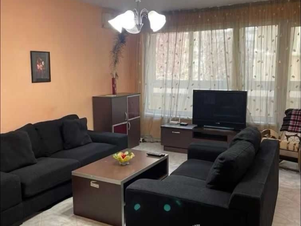 Дава се под наем Тристаен апартамент в Варна, Чаталджа - 120 кв.м за 698.19 € - Снимка #1