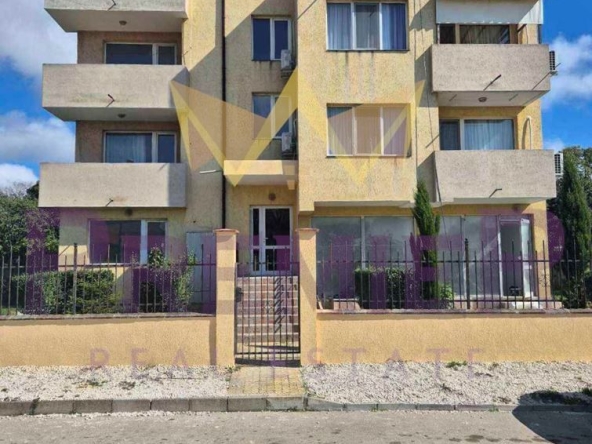 Двустаен апартамент в Каварна - 65 кв.м за 647 €/кв.м - Снимка #1