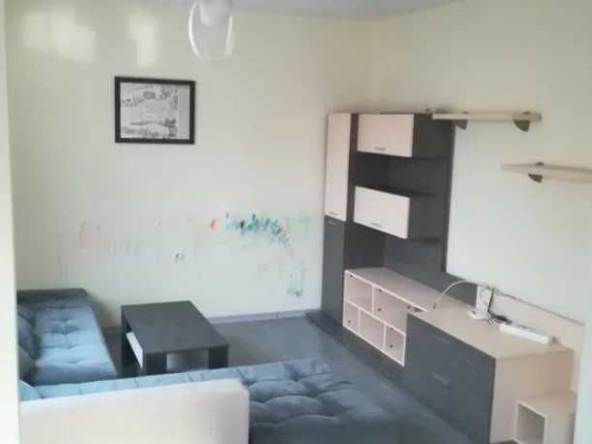 Дава се под наем Тристаен апартамент в Пловдив, Съдийски - 110 кв.м за 348.84 € - Снимка #1