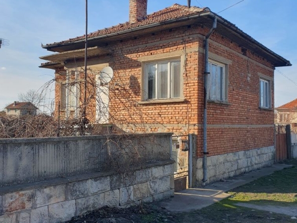 Къща в с. Щръклево, Област Русе - 65 кв.м за 816 €/кв.м - Снимка #1