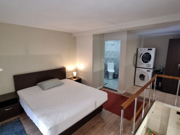 Дава се под наем Мезонет в Варна, Гръцка махала - 45 кв.м за 648.21 € - Снимка #1