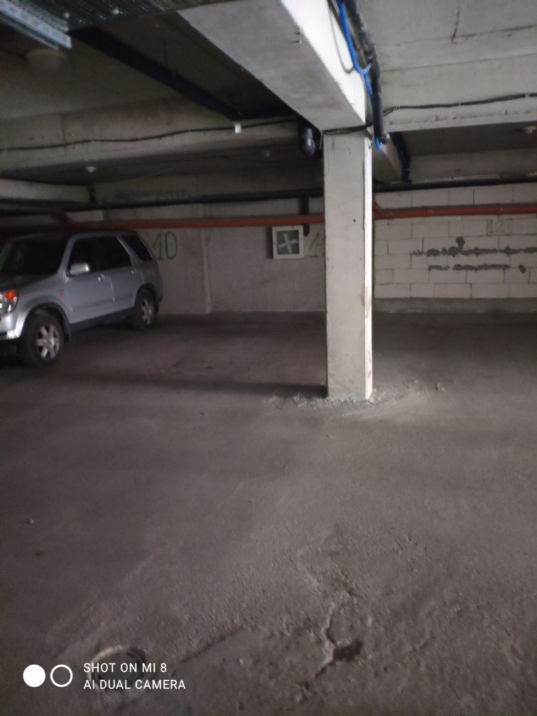 Дава се под наем Гараж / Паркомясто в Шумен, Томбул джамия - 18 кв.м за 51 € - Снимка #1