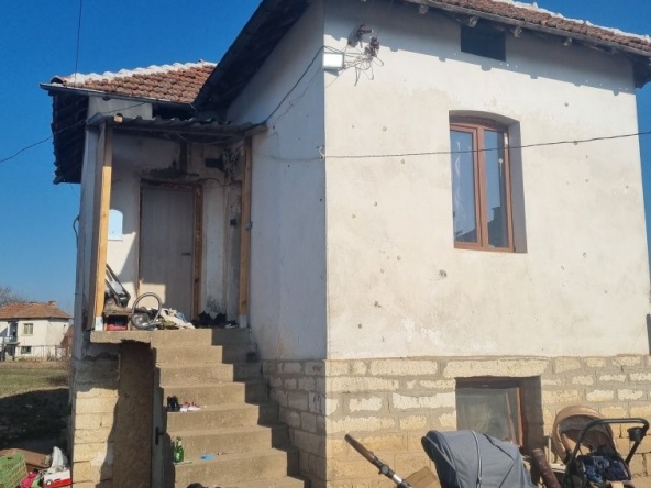 Къща в с. Ракево, Област Враца - 60 кв.м за 102 €/кв.м - Снимка #1