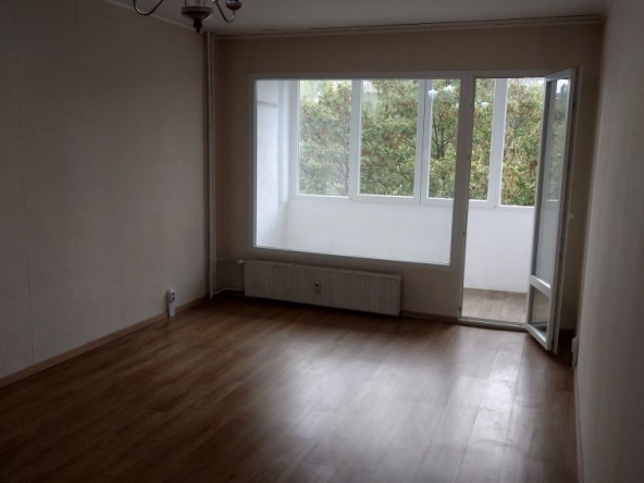 Дава се под наем Тристаен апартамент в София, Дървеница - 67 кв.м за 648.21 € - Снимка #1