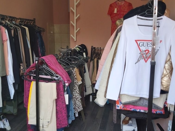 Дава се под наем Магазин в София, Люлин 2 - 14 кв.м за 153 € - Снимка #1