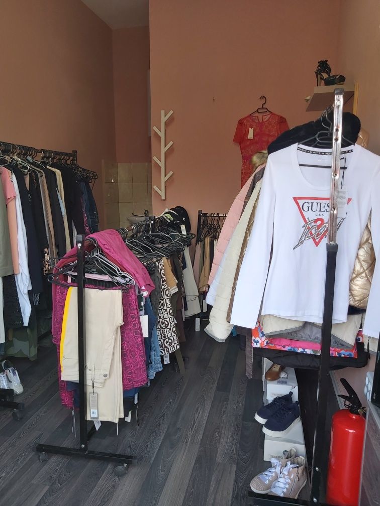 Дава се под наем Магазин в София, Люлин 2 - 14 кв.м за 153 € - Снимка #1