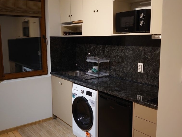 Дава се под наем Двустаен апартамент в Банско - 60 кв.м за 408 € - Снимка #1