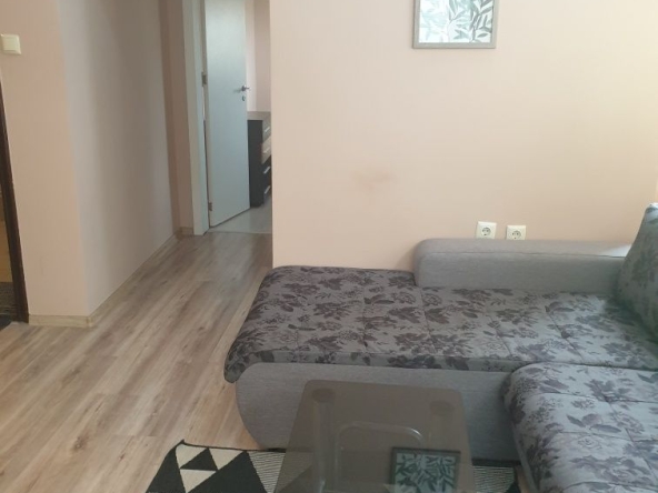 Дава се под наем Двустаен апартамент в к.к. Златни пясъци - 60 кв.м за 306 € - Снимка #1